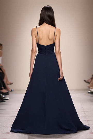 Robe de soirée longue à bretelles spaghetti froncées bleu foncé